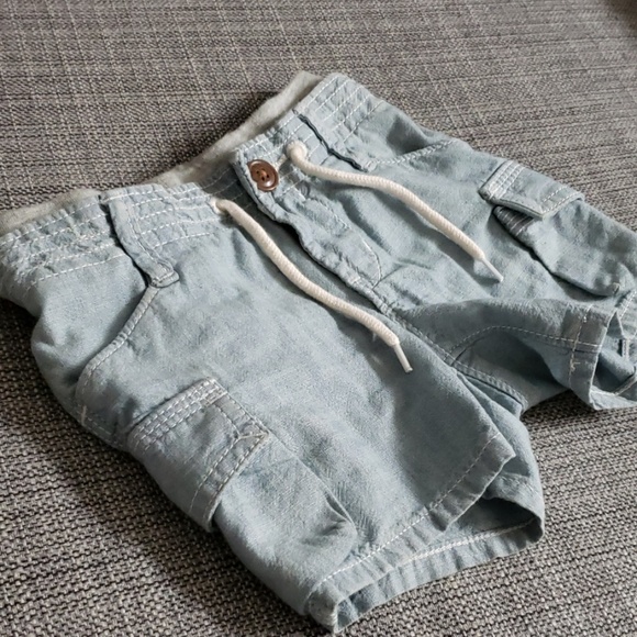 Baby Gap Cargo Short - Picture 4 of 4